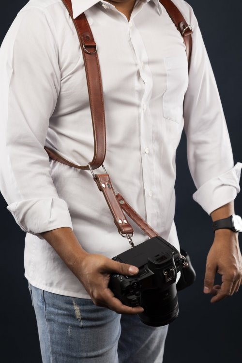 Strap (Correa) 100% Cuero para 2 Cámaras Fotográficas (Vino Tinto)